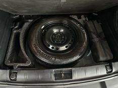 Jeep Renegade 1.8 16v Sport 2015/2016 SIM AUTOMÓVEIS ROLANTE / Carros no Vale