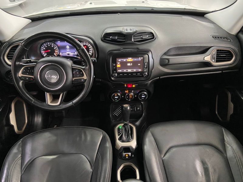 Jeep Renegade Longitude 1.8 2016/2016 SIM AUTOMÓVEIS ROLANTE / Carros no Vale