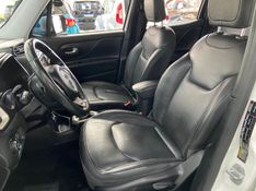 Jeep Renegade Longitude 1.8 2016/2016 SIM AUTOMÓVEIS ROLANTE / Carros no Vale