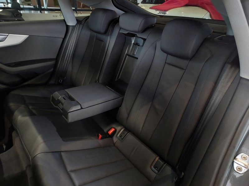 Audi A5 2.0 TFSI GASOLINA SPORTBACK S LINE S TRONIC 2023/2023 BETIOLO NOVOS E SEMINOVOS LAJEADO / Carros no Vale