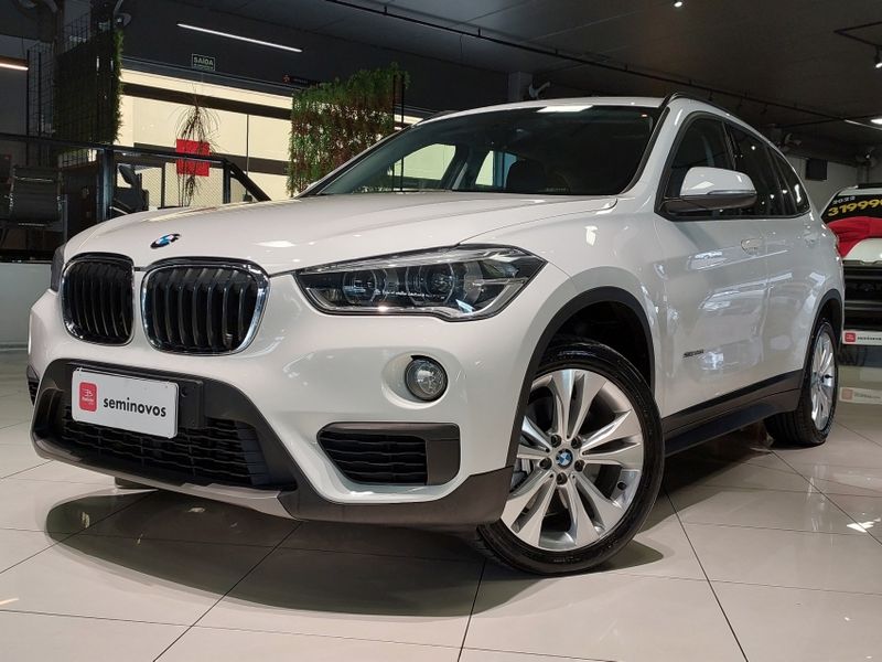 BMW X1 2.0 16V TURBO ACTIVEFLEX SDRIVE20I 4P AUTOMÁTICO 2016/2016 BETIOLO NOVOS E SEMINOVOS LAJEADO / Carros no Vale