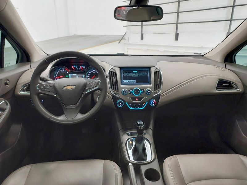 Chevrolet CRUZE 1.4 TURBO LTZ 16V FLEX 4P AUTOMÁTICO 2018/2018 BETIOLO NOVOS E SEMINOVOS LAJEADO / Carros no Vale