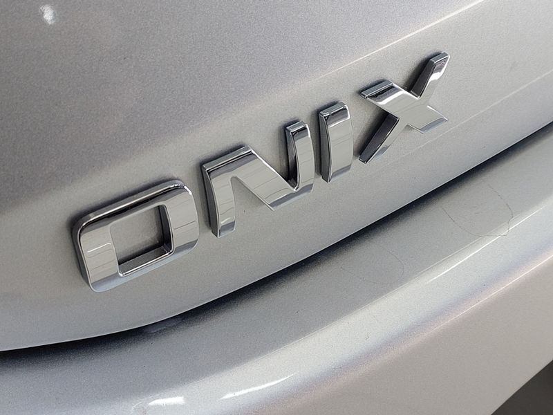 Chevrolet ONIX 1.0 FLEX LT MANUAL 2020/2020 BETIOLO NOVOS E SEMINOVOS LAJEADO / Carros no Vale