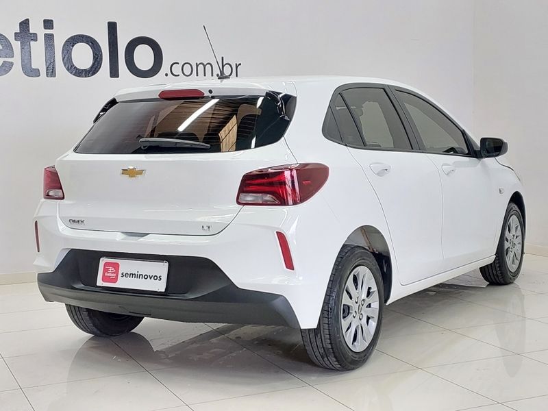 Chevrolet ONIX 1.0 FLEX LT MANUAL 2022/2023 BETIOLO NOVOS E SEMINOVOS LAJEADO / Carros no Vale