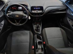 Chevrolet ONIX 1.0 FLEX MANUAL 2023/2024 BETIOLO NOVOS E SEMINOVOS LAJEADO / Carros no Vale
