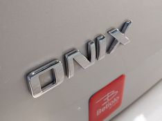 Chevrolet ONIX 1.4 MPFI LT 8V FLEX 4P MANUAL 2018/2019 BETIOLO NOVOS E SEMINOVOS LAJEADO / Carros no Vale