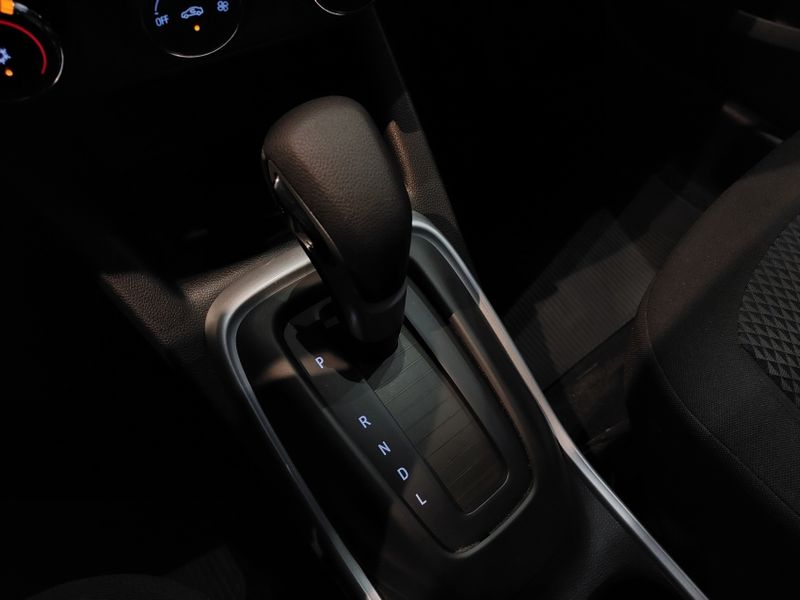 Chevrolet TRACKER 1.0 TURBO FLEX AUTOMÁTICO 2023/2024 BETIOLO NOVOS E SEMINOVOS LAJEADO / Carros no Vale