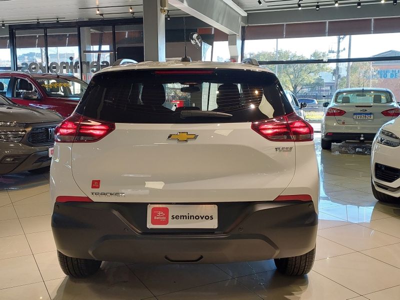 Chevrolet TRACKER 1.0 TURBO FLEX AUTOMÁTICO 2023/2024 BETIOLO NOVOS E SEMINOVOS LAJEADO / Carros no Vale