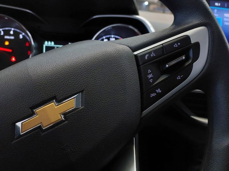 Chevrolet TRACKER 1.0 TURBO FLEX LT AUTOMÁTICO 2021/2021 BETIOLO NOVOS E SEMINOVOS LAJEADO / Carros no Vale