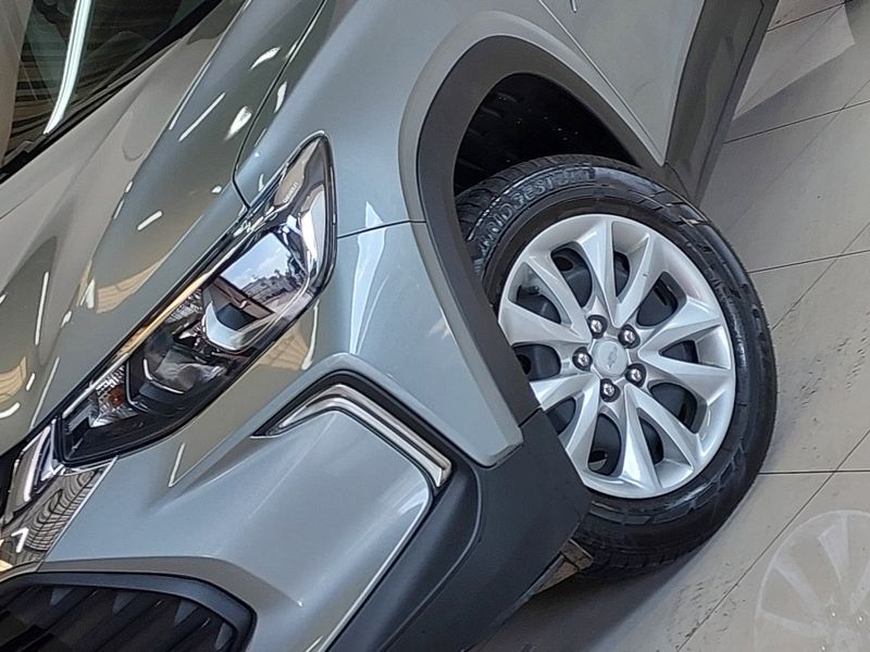 Chevrolet TRACKER 1.0 TURBO FLEX LT AUTOMÁTICO 2024/2025 BETIOLO NOVOS E SEMINOVOS LAJEADO / Carros no Vale