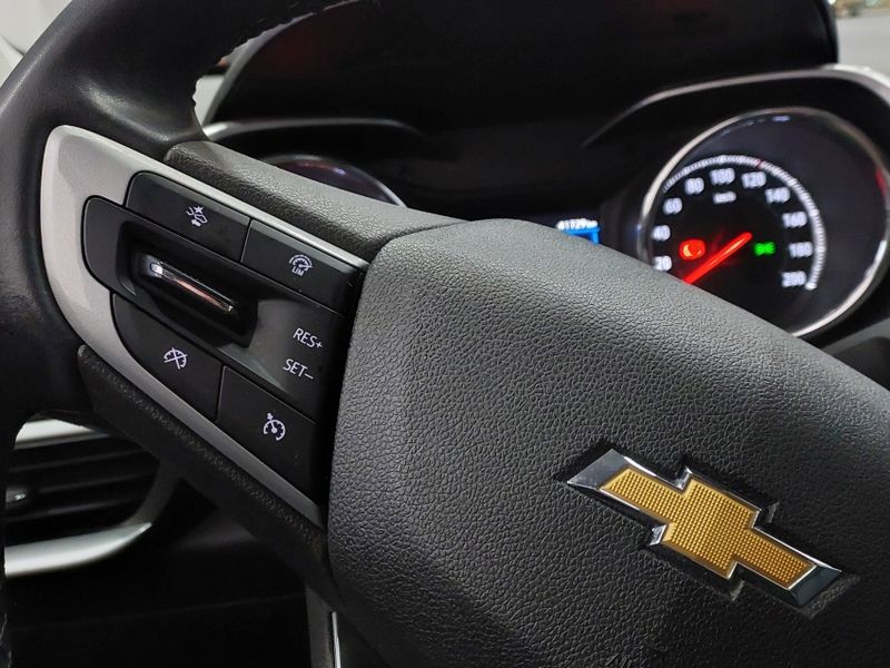 Chevrolet TRACKER 1.0 TURBO FLEX PREMIER AUTOMÁTICO 2021/2022 BETIOLO NOVOS E SEMINOVOS LAJEADO / Carros no Vale