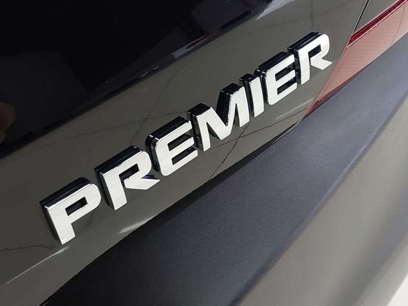 Chevrolet TRACKER 1.0 TURBO FLEX PREMIER AUTOMÁTICO 2021/2022 BETIOLO NOVOS E SEMINOVOS LAJEADO / Carros no Vale