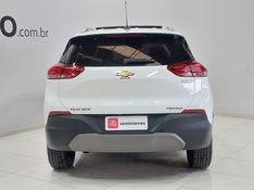 Chevrolet TRACKER 1.2 TURBO FLEX PREMIER AUTOMÁTICO 2023/2023 BETIOLO NOVOS E SEMINOVOS LAJEADO / Carros no Vale