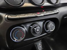 Fiat CRONOS 1.3 FIREFLY FLEX DRIVE MANUAL 2023/2024 BETIOLO NOVOS E SEMINOVOS LAJEADO / Carros no Vale