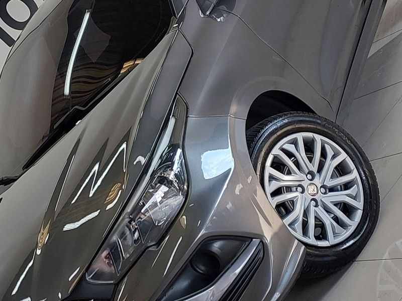 Fiat CRONOS 1.3 FIREFLY FLEX DRIVE MANUAL 2022/2022 BETIOLO NOVOS E SEMINOVOS LAJEADO / Carros no Vale