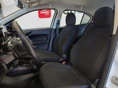 Fiat CRONOS 1.3 FIREFLY FLEX DRIVE MANUAL 2023/2024 BETIOLO NOVOS E SEMINOVOS LAJEADO / Carros no Vale