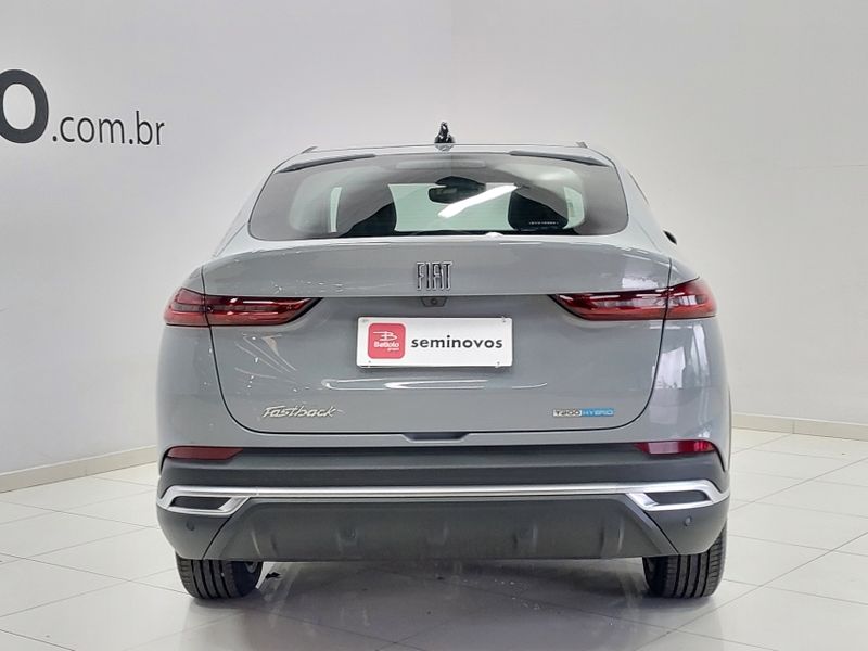 Fiat FASTBACK 1.0 TURBO 200 HYBRID AUDACE CVT 2024/2025 BETIOLO NOVOS E SEMINOVOS LAJEADO / Carros no Vale