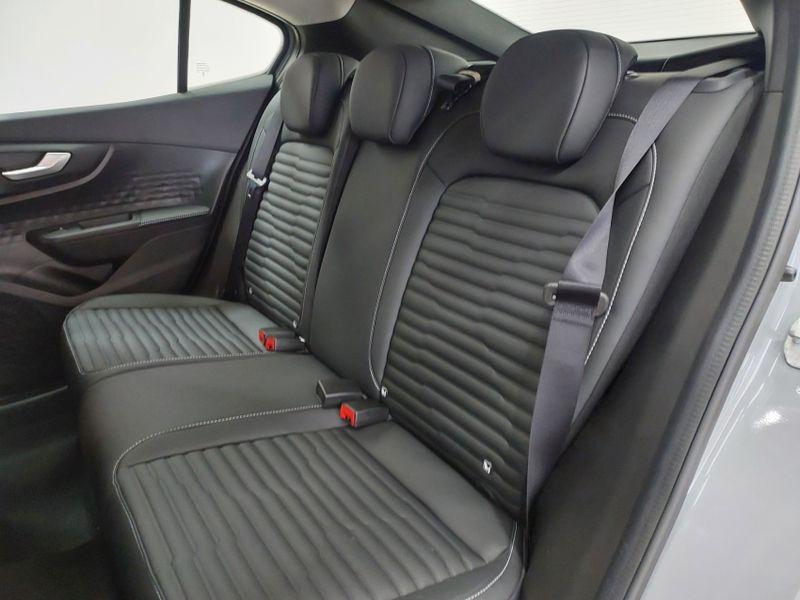 Fiat FASTBACK 1.0 TURBO 200 HYBRID AUDACE CVT 2024/2025 BETIOLO NOVOS E SEMINOVOS LAJEADO / Carros no Vale