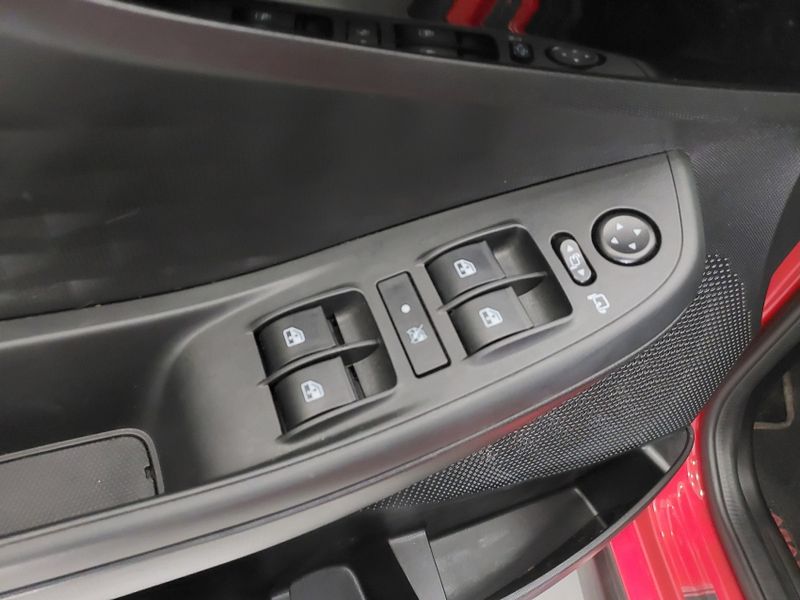 Fiat FASTBACK 1.3 TURBO 270 FLEX ABARTH AT6 2023/2024 BETIOLO NOVOS E SEMINOVOS LAJEADO / Carros no Vale