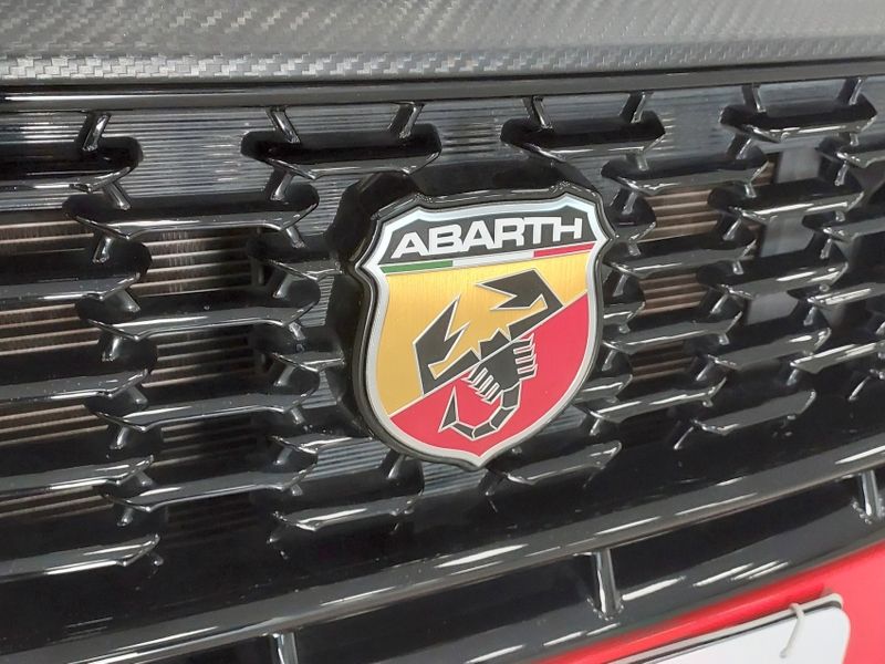 Fiat FASTBACK 1.3 TURBO 270 FLEX ABARTH AT6 2023/2024 BETIOLO NOVOS E SEMINOVOS LAJEADO / Carros no Vale
