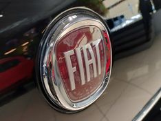 Fiat LINEA 1.8 ESSENCE 16V FLEX 4P MANUAL 2012/2013 BETIOLO NOVOS E SEMINOVOS LAJEADO / Carros no Vale