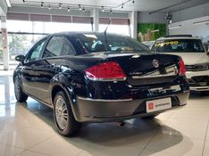 Fiat LINEA 1.8 ESSENCE 16V FLEX 4P MANUAL 2012/2013 BETIOLO NOVOS E SEMINOVOS LAJEADO / Carros no Vale