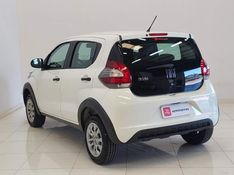 Fiat MOBI 1.0 EVO FLEX LIKE MANUAL 2022/2023 BETIOLO NOVOS E SEMINOVOS LAJEADO / Carros no Vale