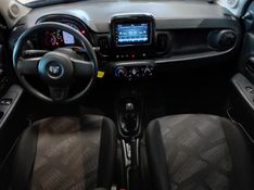 Fiat MOBI 1.0 EVO FLEX LIKE MANUAL 2022/2022 BETIOLO NOVOS E SEMINOVOS LAJEADO / Carros no Vale