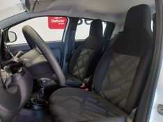 Fiat MOBI 1.0 EVO FLEX LIKE MANUAL 2022/2023 BETIOLO NOVOS E SEMINOVOS LAJEADO / Carros no Vale