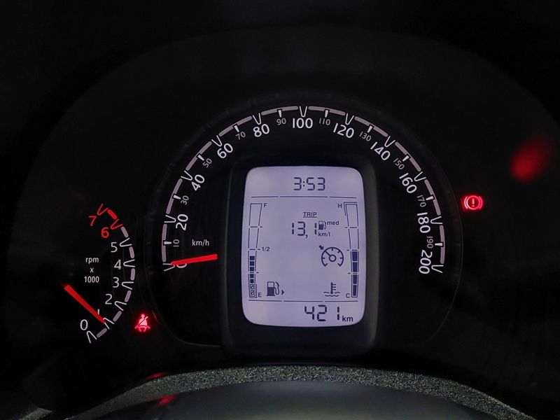 Fiat MOBI 1.0 FIREFLY FLEX TREKKING MANUAL 2024/2025 BETIOLO NOVOS E SEMINOVOS LAJEADO / Carros no Vale