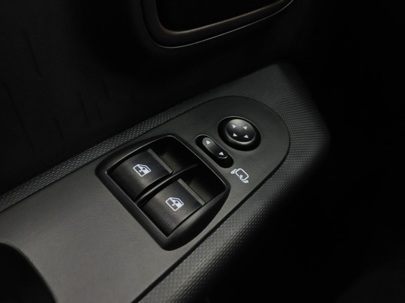 Fiat MOBI 1.0 FIREFLY FLEX TREKKING MANUAL 2024/2025 BETIOLO NOVOS E SEMINOVOS LAJEADO / Carros no Vale