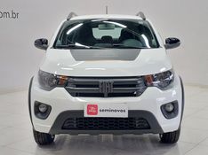 Fiat MOBI 1.0 FIREFLY FLEX TREKKING MANUAL 2024/2025 BETIOLO NOVOS E SEMINOVOS LAJEADO / Carros no Vale