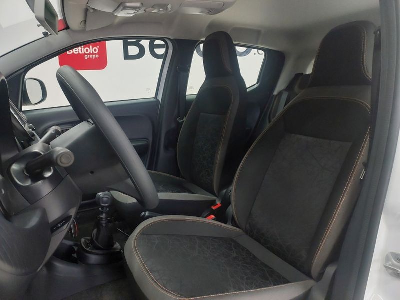 Fiat MOBI 1.0 FIREFLY FLEX TREKKING MANUAL 2024/2025 BETIOLO NOVOS E SEMINOVOS LAJEADO / Carros no Vale