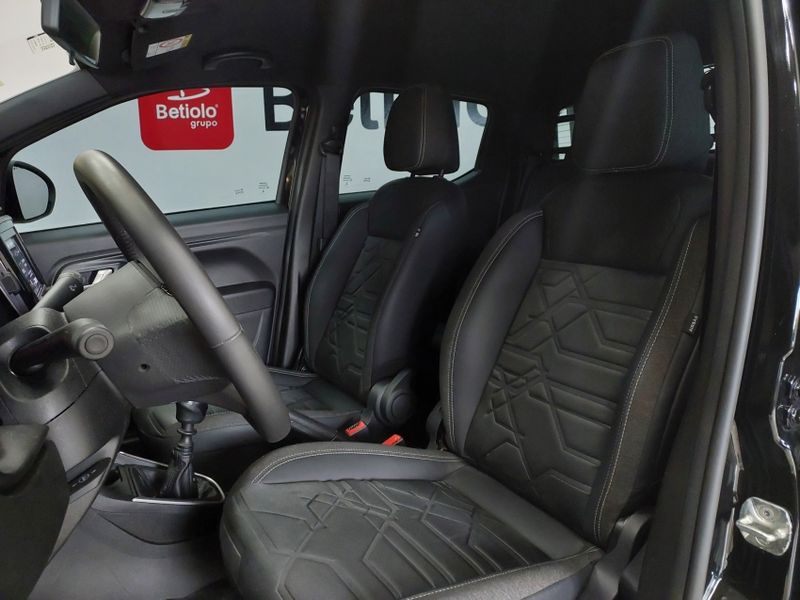 Fiat STRADA 1.3 FIREFLY FLEX VOLCANO CD MANUAL 2022/2023 BETIOLO NOVOS E SEMINOVOS LAJEADO / Carros no Vale