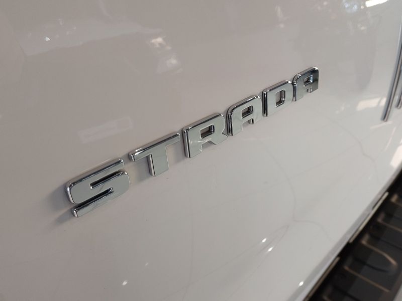 Fiat STRADA 1.4 FIRE FLEX ENDURANCE CS MANUAL 2022/2023 BETIOLO NOVOS E SEMINOVOS LAJEADO / Carros no Vale