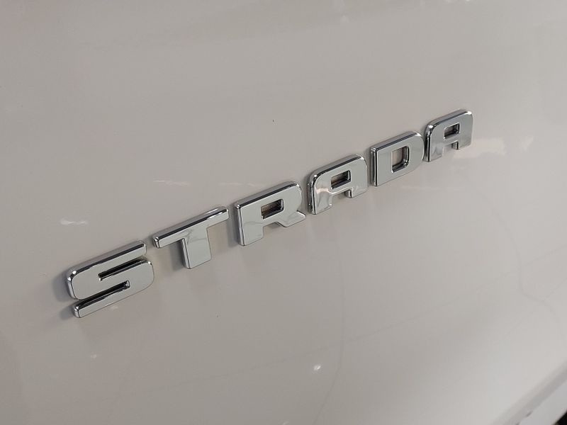 Fiat STRADA 1.4 FIRE FLEX ENDURANCE CS MANUAL 2023/2023 BETIOLO NOVOS E SEMINOVOS LAJEADO / Carros no Vale