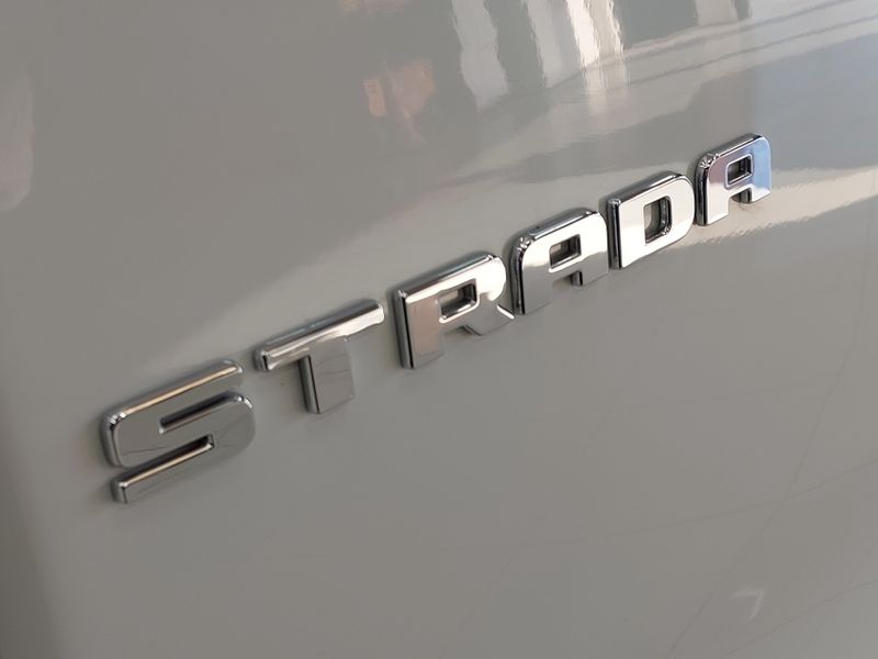 Fiat STRADA 1.4 FIRE FLEX ENDURANCE CS MANUAL 2021/2021 BETIOLO NOVOS E SEMINOVOS LAJEADO / Carros no Vale