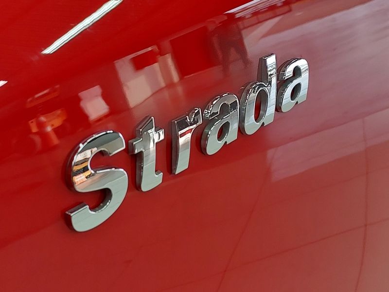 Fiat STRADA 1.4 MPI HARD WORKING CE 8V FLEX 2P MANUAL 2017/2018 BETIOLO NOVOS E SEMINOVOS LAJEADO / Carros no Vale