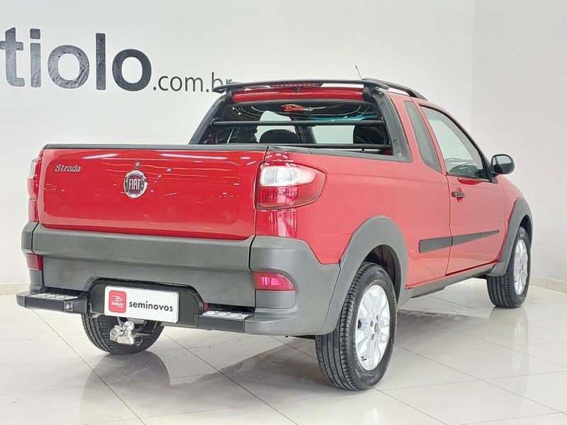 Fiat STRADA 1.4 MPI HARD WORKING CE 8V FLEX 2P MANUAL 2017/2018 BETIOLO NOVOS E SEMINOVOS LAJEADO / Carros no Vale