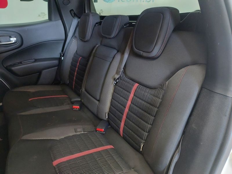 Fiat TORO 1.8 16V EVO FLEX FREEDOM AT6 2018/2018 BETIOLO NOVOS E SEMINOVOS LAJEADO / Carros no Vale