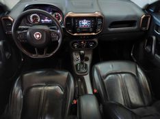 Fiat TORO 2.0 16V TURBO DIESEL VOLCANO 4WD AT9 2017/2017 BETIOLO NOVOS E SEMINOVOS LAJEADO / Carros no Vale