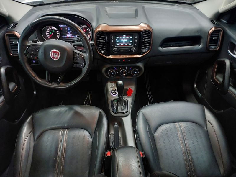 Fiat TORO 2.0 16V TURBO DIESEL VOLCANO 4WD AT9 2018/2019 BETIOLO NOVOS E SEMINOVOS LAJEADO / Carros no Vale