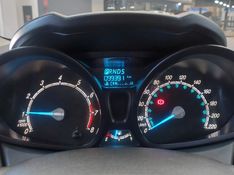 Ford FIESTA 1.6 SE HATCH 16V FLEX 4P POWERSHIFT 2013/2014 BETIOLO NOVOS E SEMINOVOS LAJEADO / Carros no Vale