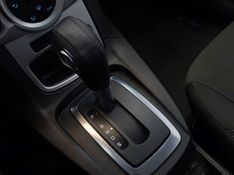 Ford FIESTA 1.6 SE HATCH 16V FLEX 4P POWERSHIFT 2013/2014 BETIOLO NOVOS E SEMINOVOS LAJEADO / Carros no Vale