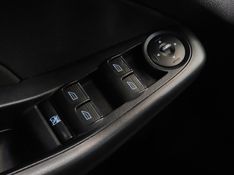 Ford FIESTA 1.6 SE HATCH 16V FLEX 4P POWERSHIFT 2013/2014 BETIOLO NOVOS E SEMINOVOS LAJEADO / Carros no Vale