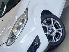 Ford FIESTA 1.6 SE HATCH 16V FLEX 4P POWERSHIFT 2013/2014 BETIOLO NOVOS E SEMINOVOS LAJEADO / Carros no Vale