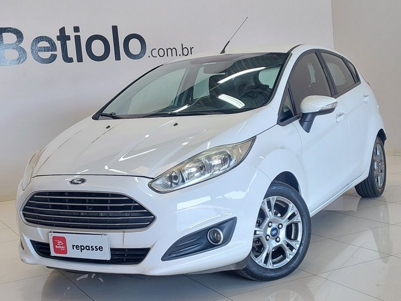 Ford FIESTA 1.6 SE HATCH 16V FLEX 4P POWERSHIFT 2013/2014 BETIOLO NOVOS E SEMINOVOS LAJEADO / Carros no Vale