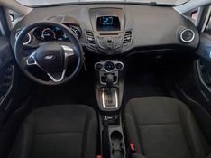 Ford FIESTA 1.6 SE HATCH 16V FLEX 4P POWERSHIFT 2013/2014 BETIOLO NOVOS E SEMINOVOS LAJEADO / Carros no Vale