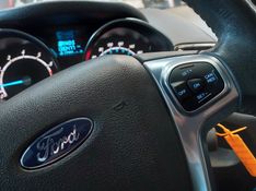 Ford FIESTA 1.6 TITANIUM SEDAN 16V FLEX 4P POWERSHIFT 2013/2014 BETIOLO NOVOS E SEMINOVOS LAJEADO / Carros no Vale