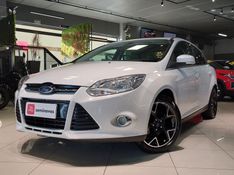 Ford FOCUS 2.0 TITANIUM SEDAN 16V FLEX 4P POWERSHIFT 2014/2014 BETIOLO NOVOS E SEMINOVOS LAJEADO / Carros no Vale